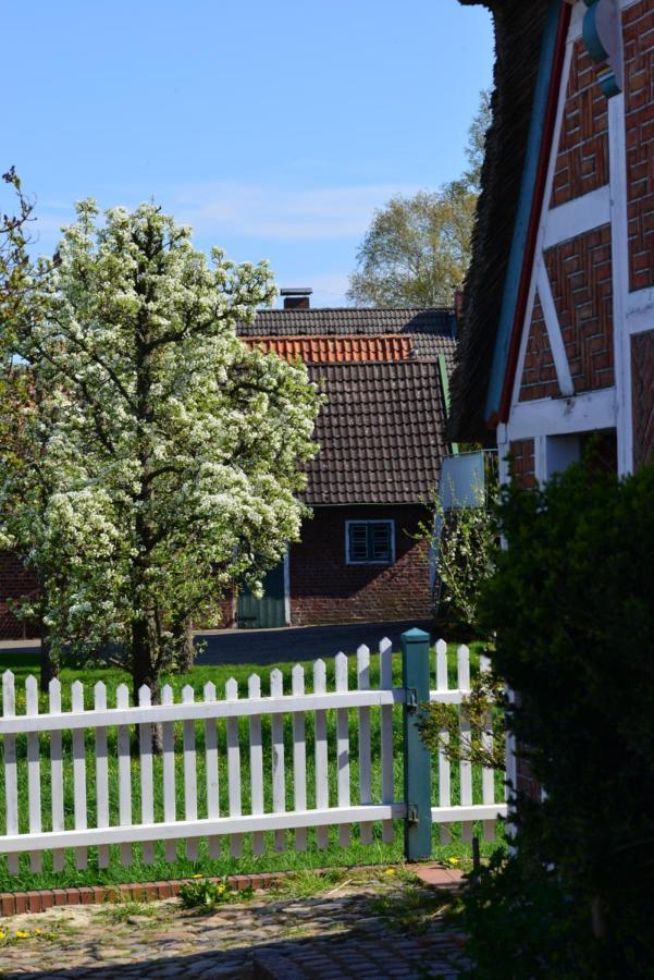 Ferienhof Tom Diek Jork Bagian luar foto